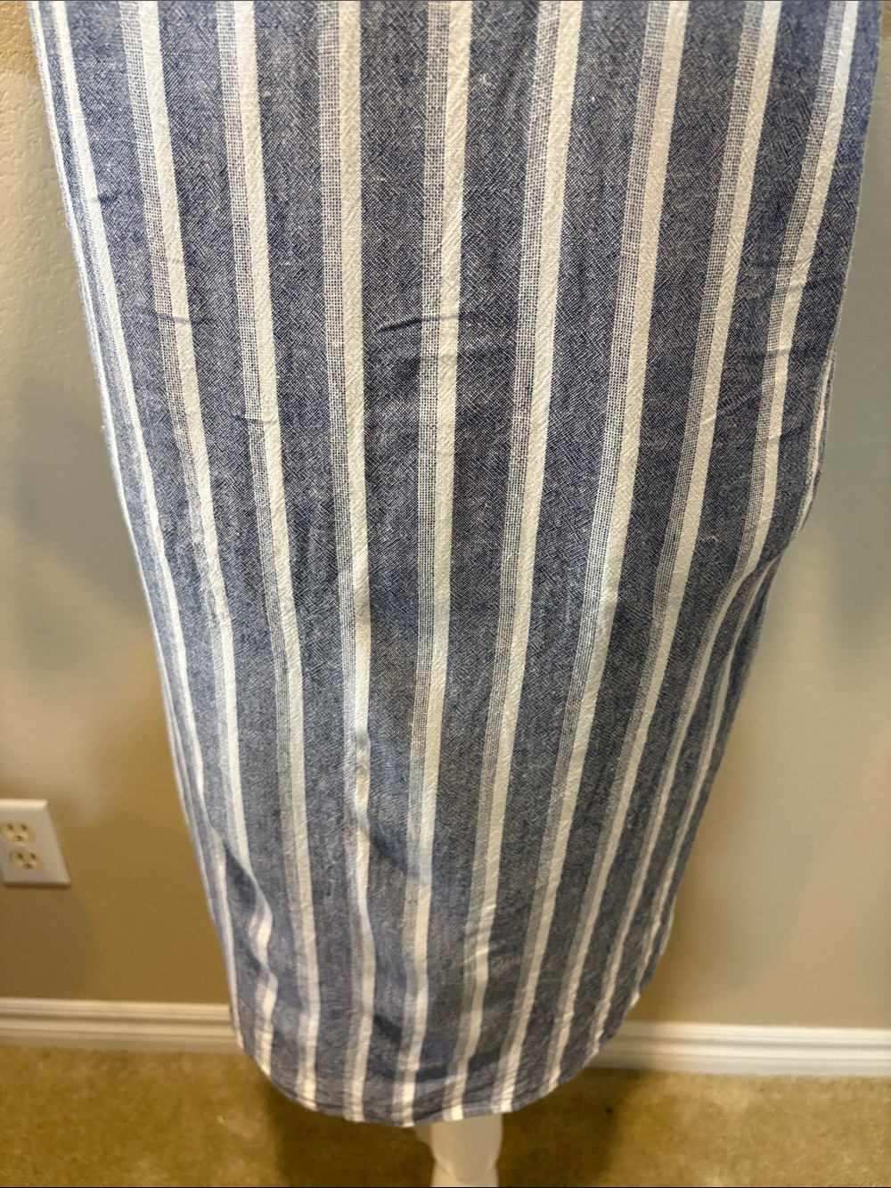 cloth & stone Blue and White Striped High-Low V-Neck Linen Blend Dress - Picture 10 of 13